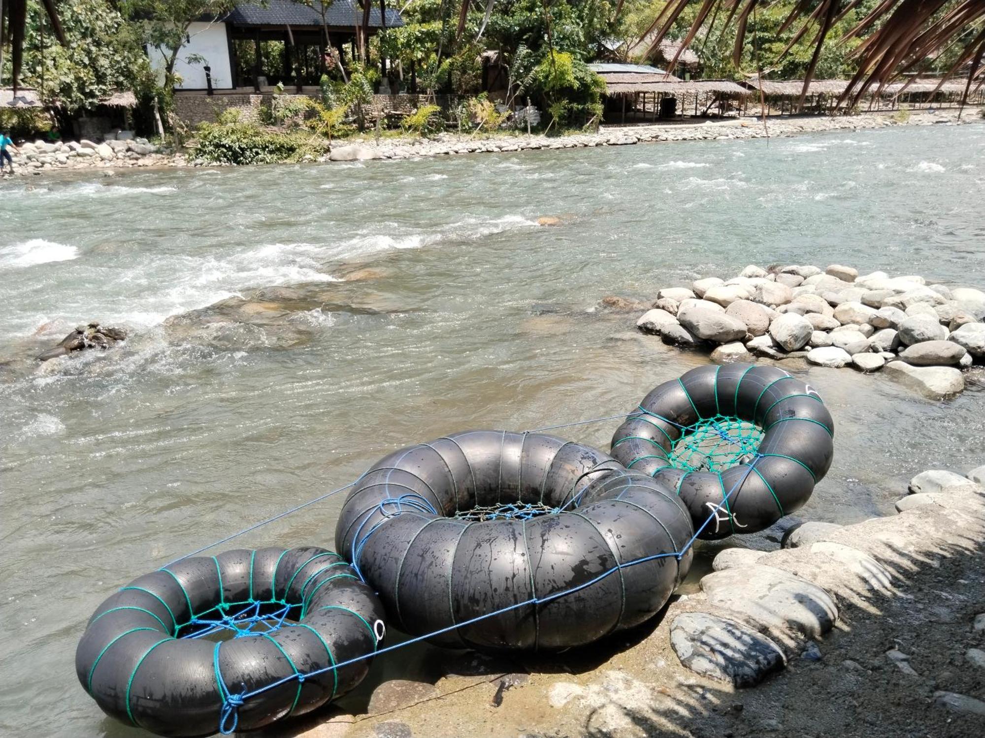 Jhony'S Backpacker-Guest House Only Stay Here Book Treking With Us Bukit Lawang Esterno foto