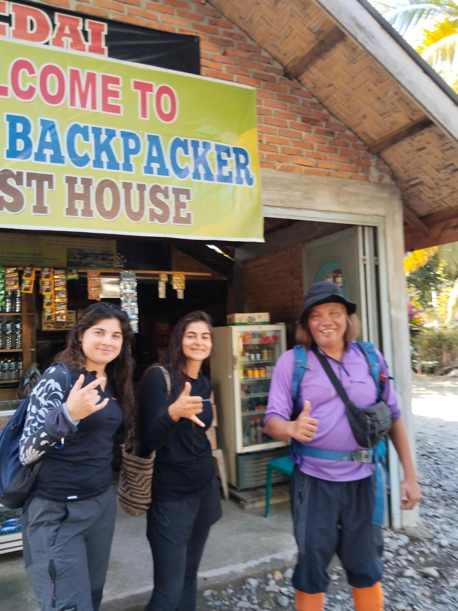 Jhony'S Backpacker-Guest House Only Stay Here Book Treking With Us Bukit Lawang Esterno foto
