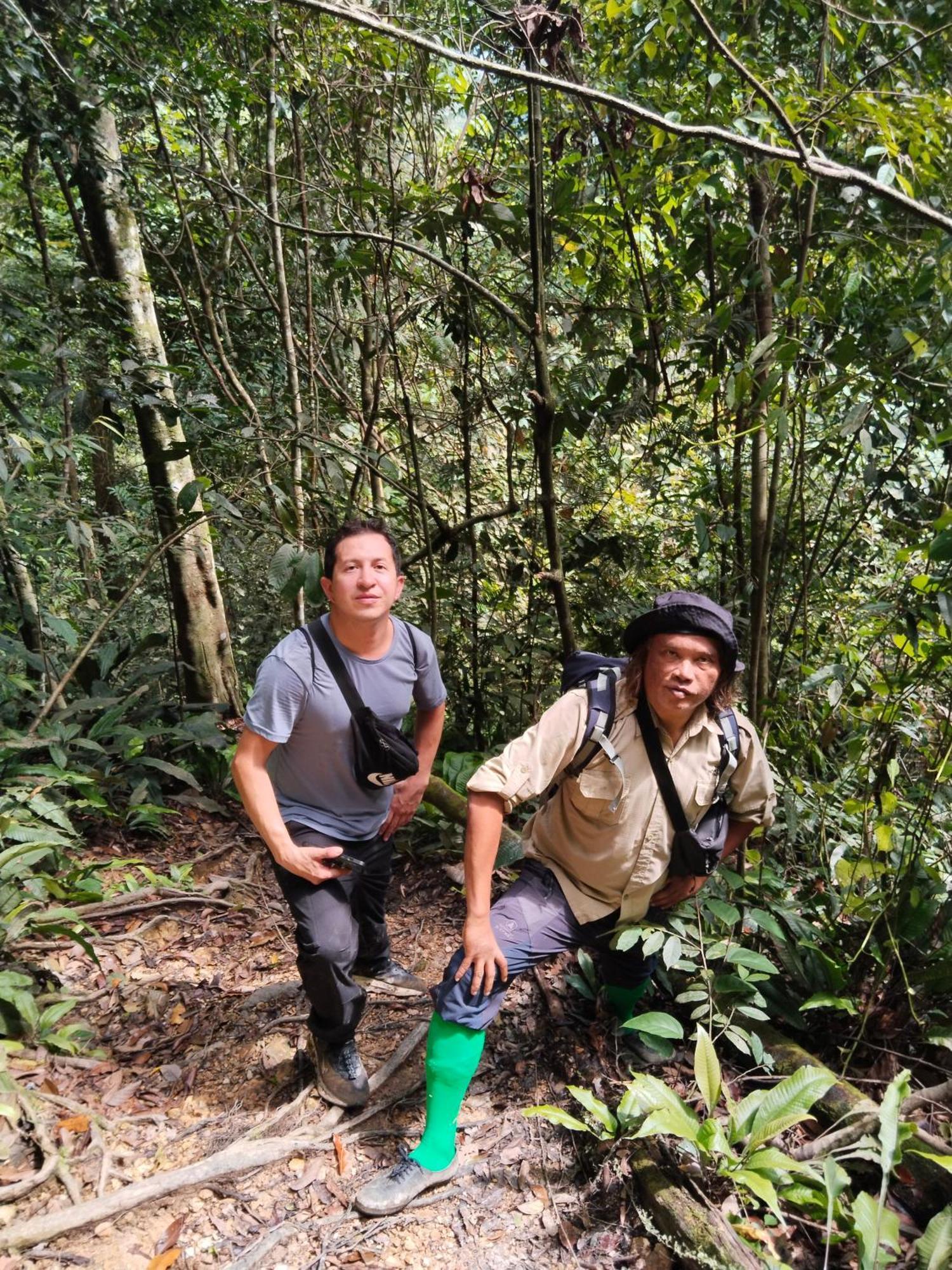 Jhony'S Backpacker-Guest House Only Stay Here Book Treking With Us Bukit Lawang Esterno foto