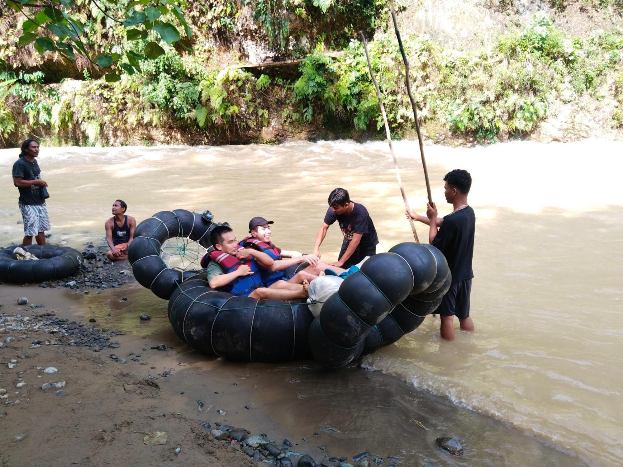 Jhony'S Backpacker-Guest House Only Stay Here Book Treking With Us Bukit Lawang Esterno foto