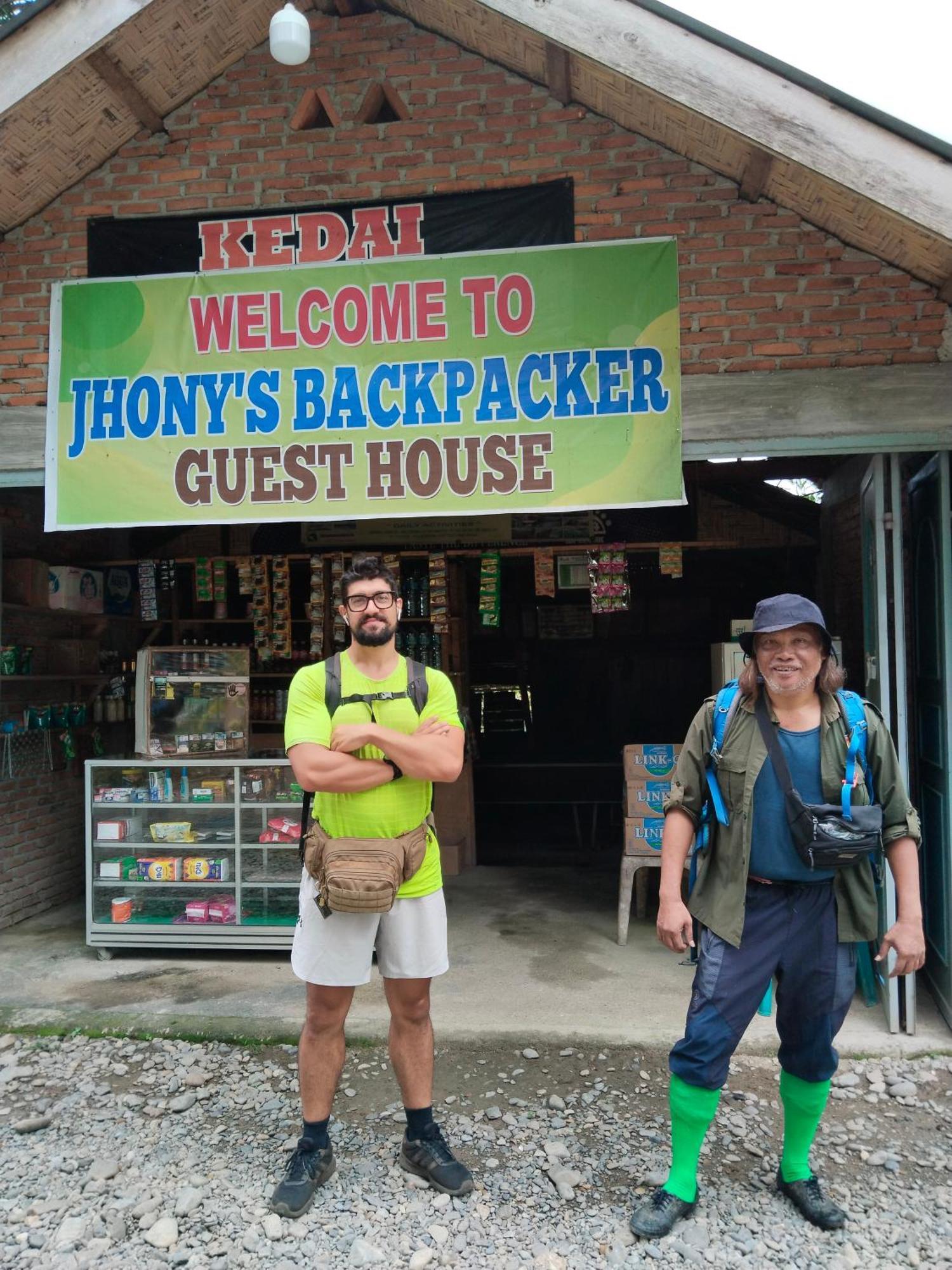 Jhony'S Backpacker-Guest House Only Stay Here Book Treking With Us Bukit Lawang Esterno foto